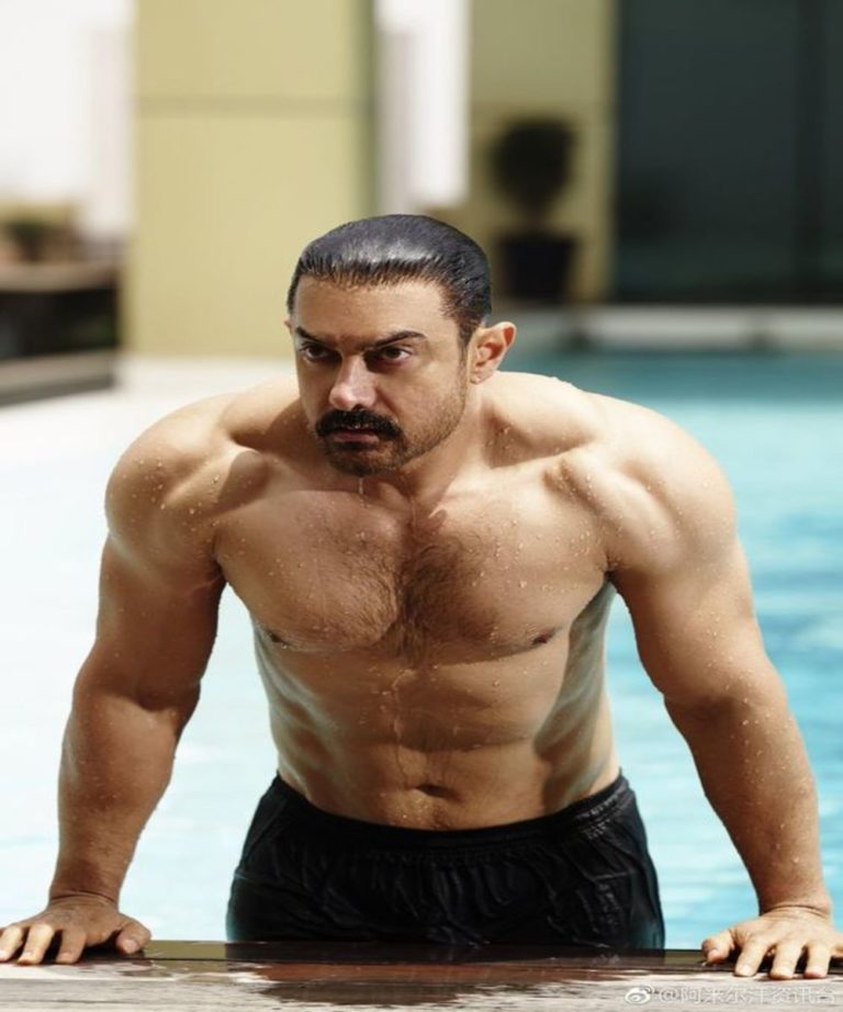 aamir khan showing his well build body biography height age