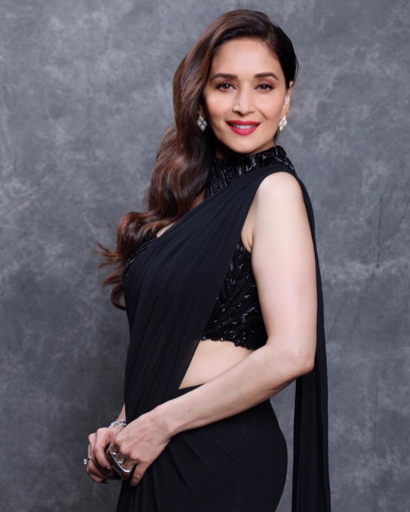 most beautiful boillywood actress madhuri dixit age height wiki biography