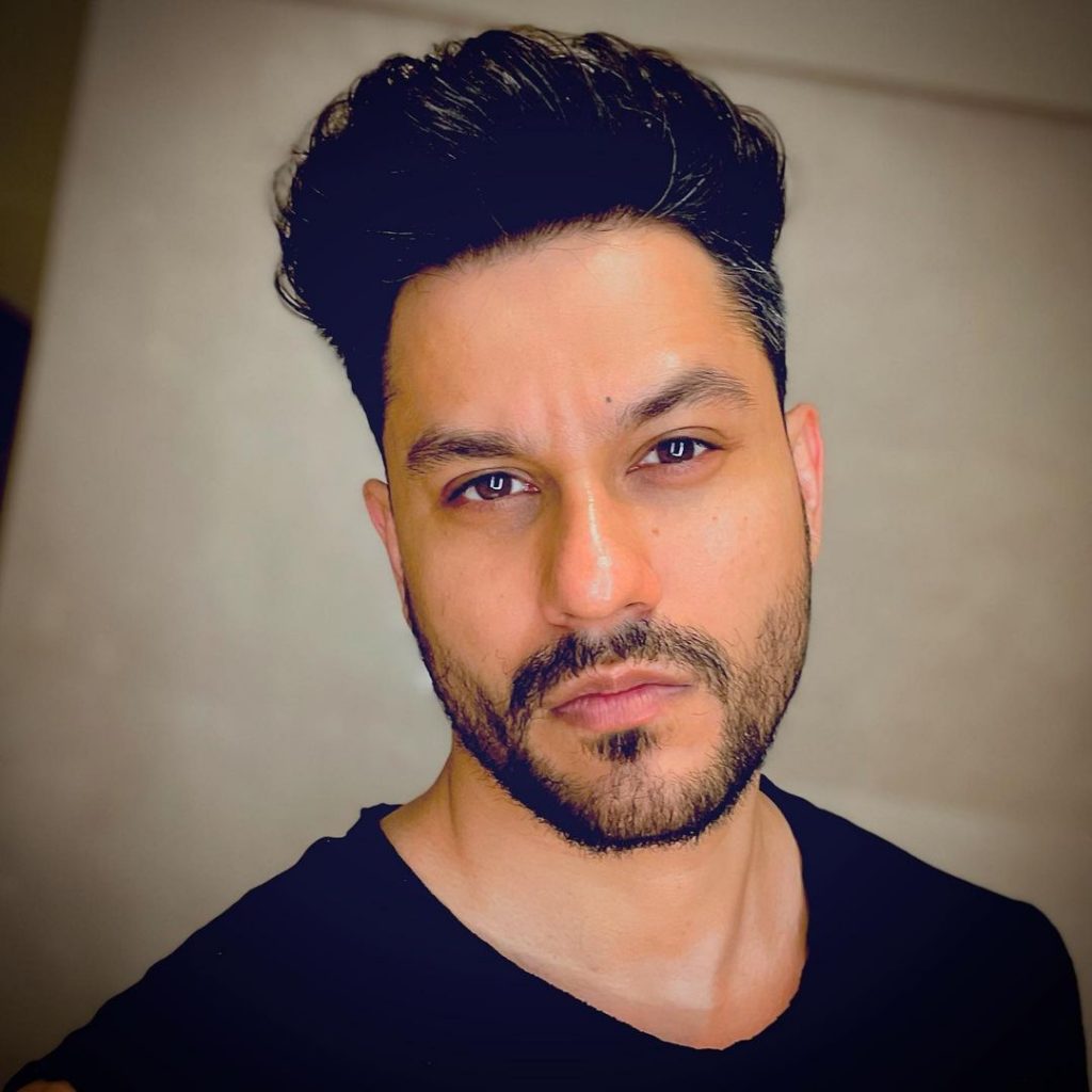 Kunal Khemu Height Age Girlfriend Wife Family Biography Facts More