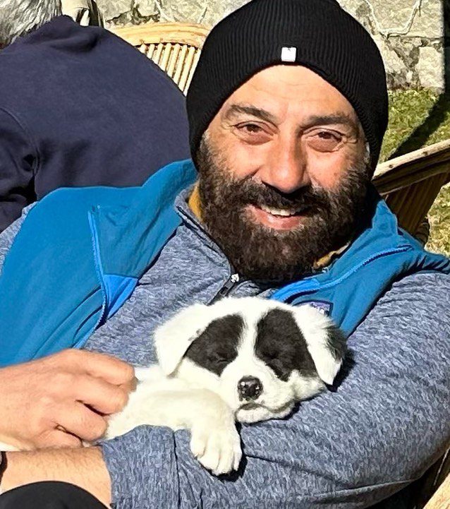 Sunny Deol Height Age Wife Children Family Biography 7