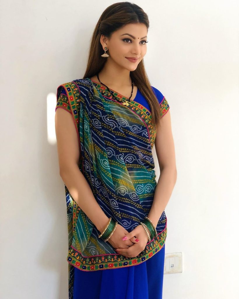 Urvashi rautela bollywood actress model age height biography wiki sari pic